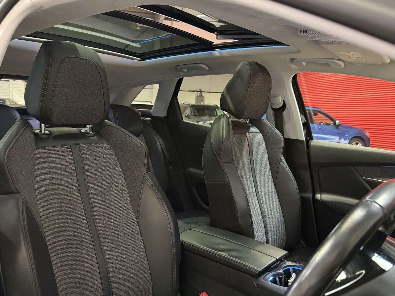 2018 PEUGEOT 3008 2018 PEUGEOT 3008