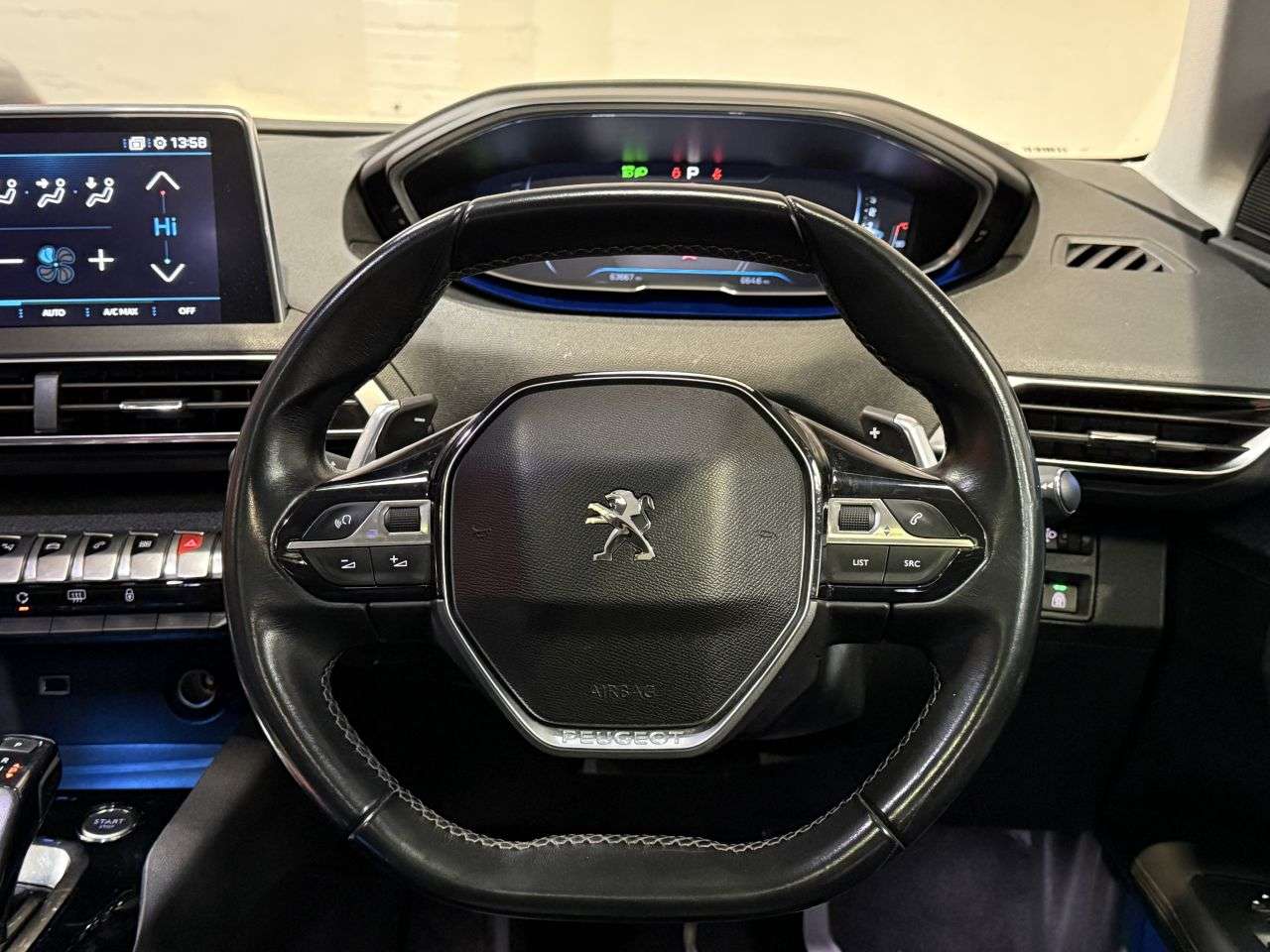 2018 PEUGEOT 3008 2018 PEUGEOT 3008