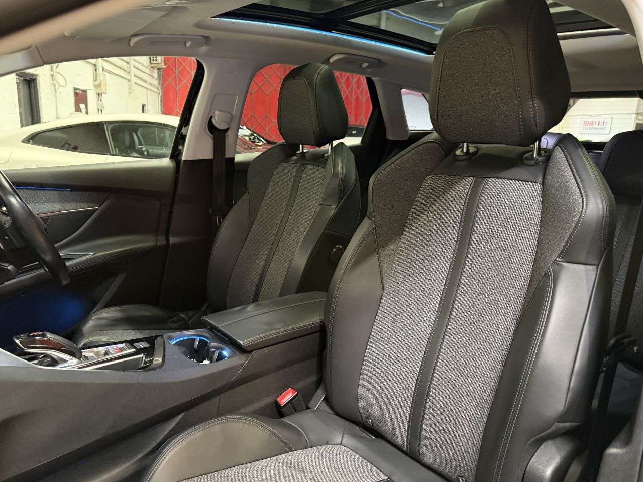 2018 PEUGEOT 3008 2018 PEUGEOT 3008