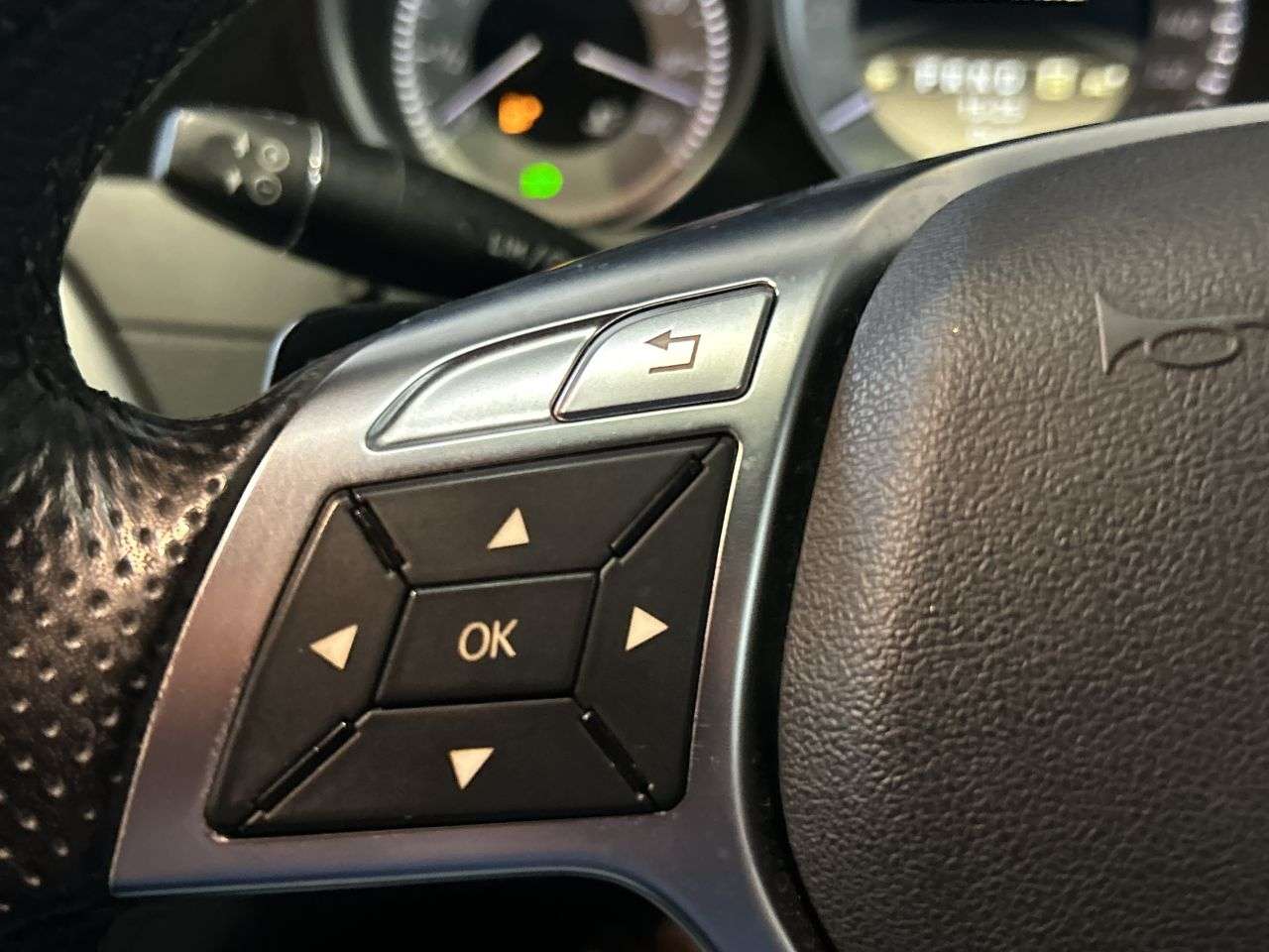 2011 MERCEDES-BENZ C-CLASS 2011 MERCEDES-BENZ C-CLASS