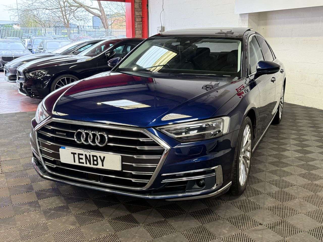 2018 AUDI A8 2018 AUDI A8