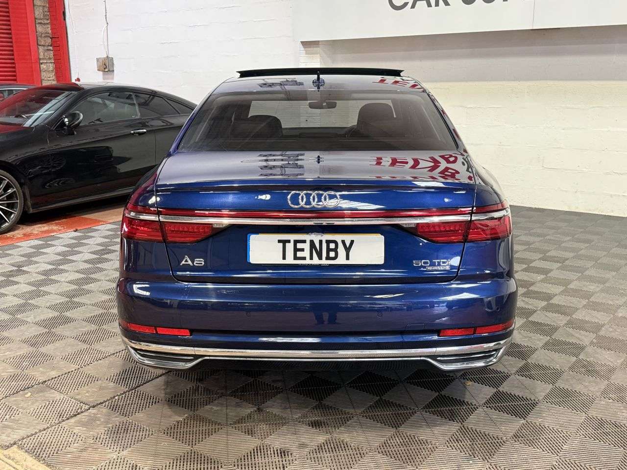 2018 AUDI A8 2018 AUDI A8