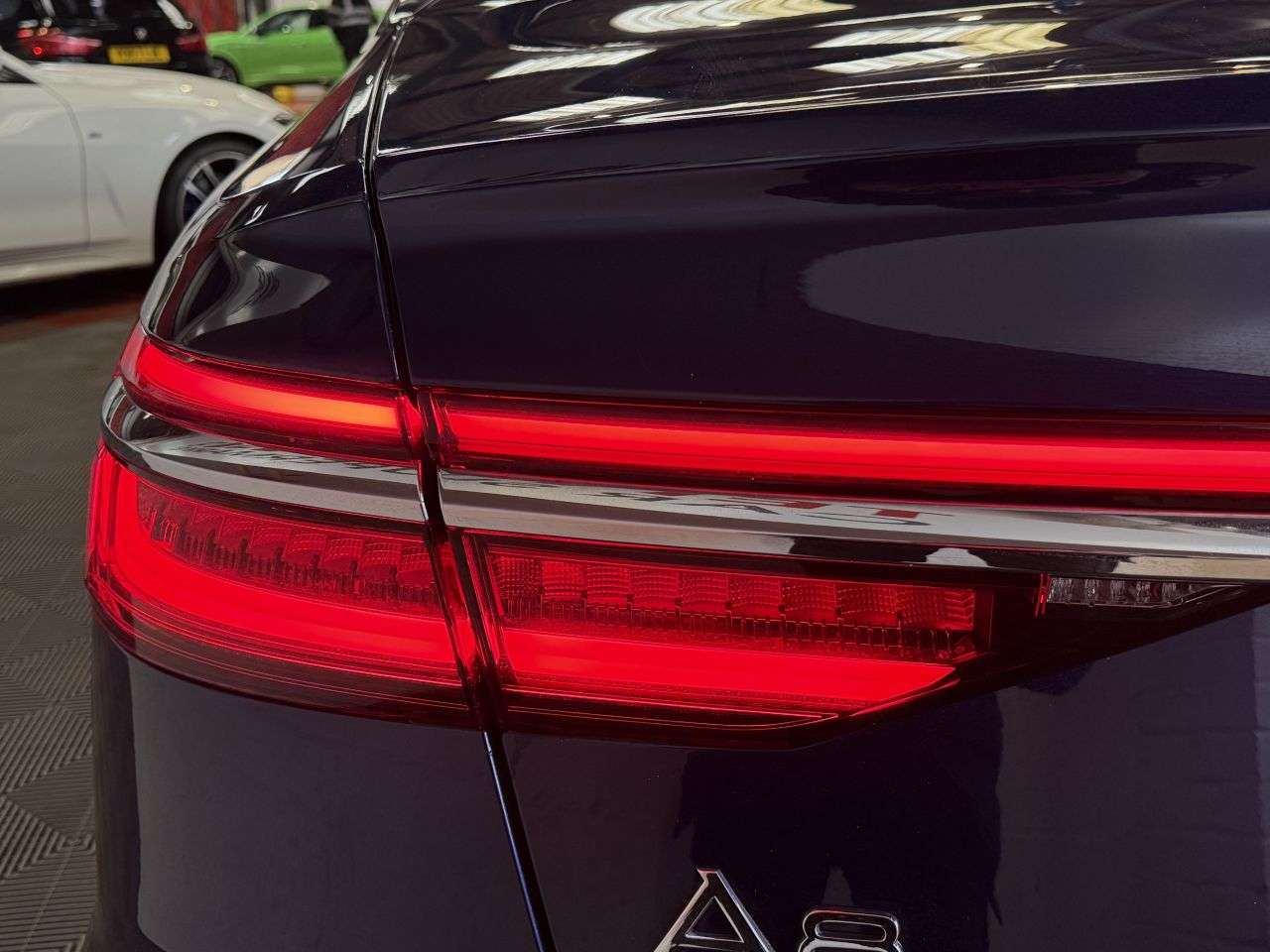 2018 AUDI A8 2018 AUDI A8