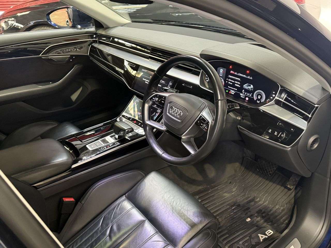 2018 AUDI A8 2018 AUDI A8