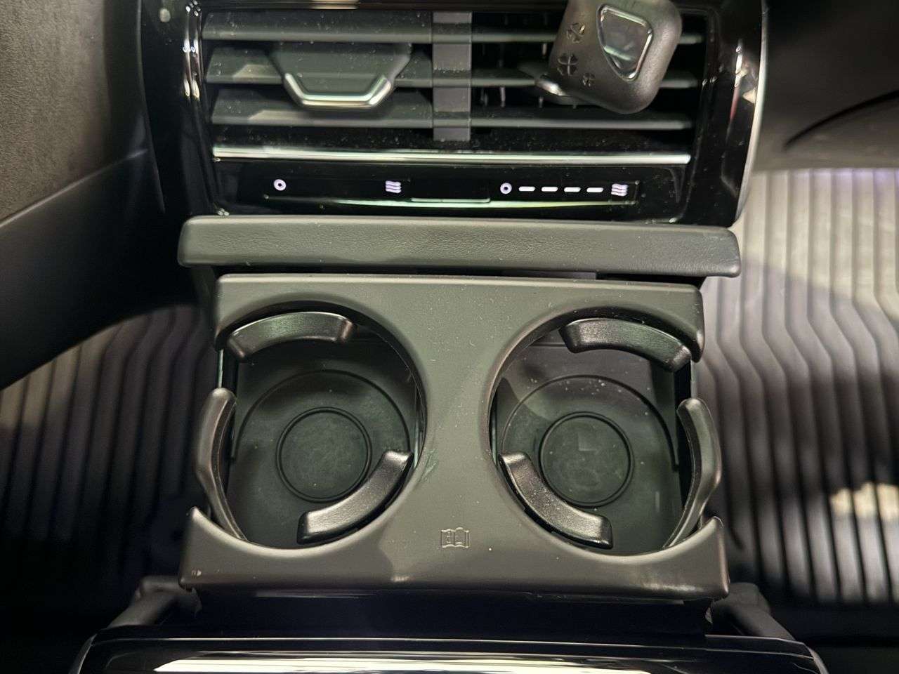 2018 AUDI A8 2018 AUDI A8