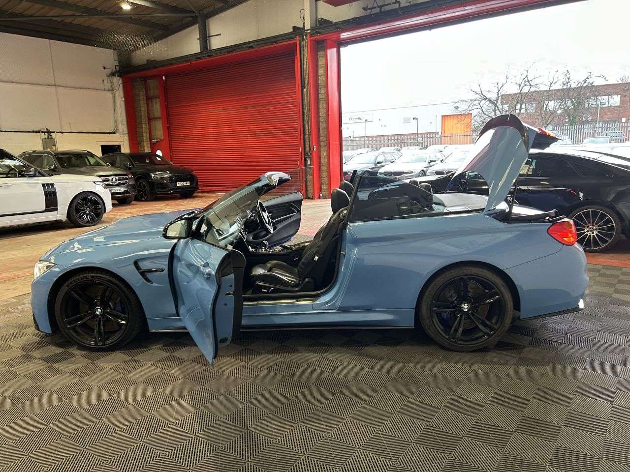 2015 BMW M4 2015 BMW M4