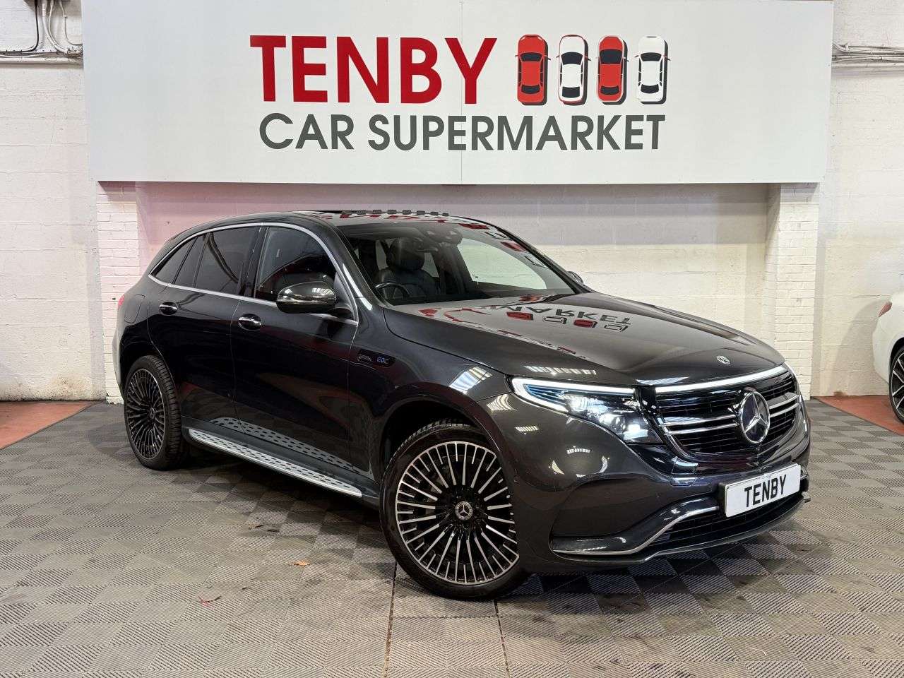 A 2020 MERCEDES EQC EQC 400 4MATIC AMG LINE PREMIUM A 2020 MERCEDES EQC EQC 400 4MATIC AMG LINE PREMIUM