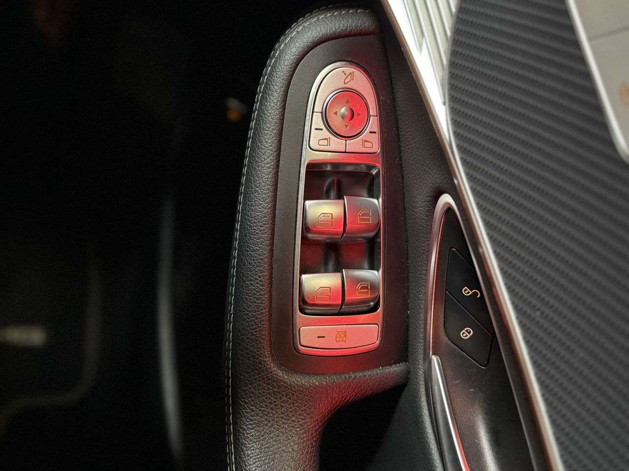 2020 MERCEDES EQC 2020 MERCEDES EQC