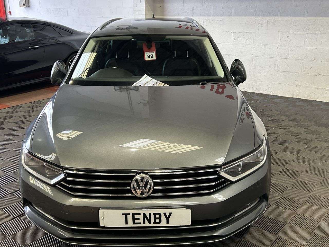 A 2015 VOLKSWAGEN PASSAT 2.0 TDI BlueMotion Tech GT Estate 5dr Diesel DSG Euro 6 (s/s) (150 ps) A 2015 VOLKSWAGEN PASSAT 2.0 TDI BlueMotion Tech GT Estate 5dr Diesel DSG Euro 6 (s/s) (150 ps)
