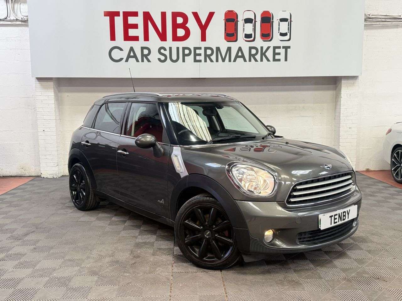 A 2013 MINI COUNTRYMAN 1.6 Cooper D SUV 5dr Diesel Manual ALL4 Euro 5 (s/s) (112 ps) A 2013 MINI COUNTRYMAN 1.6 Cooper D SUV 5dr Diesel Manual ALL4 Euro 5 (s/s) (112 ps)