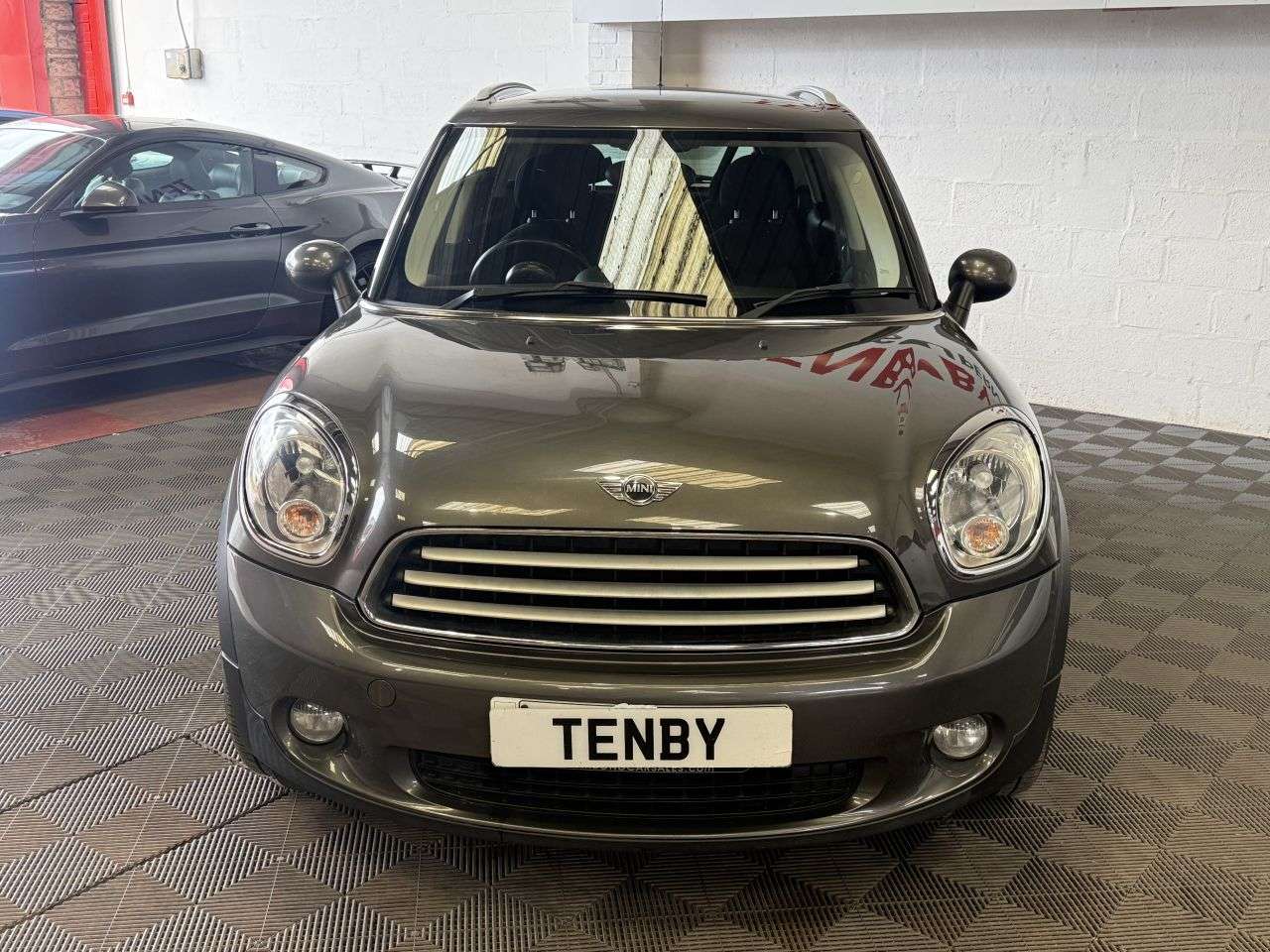 A 2013 MINI COUNTRYMAN 1.6 Cooper D SUV 5dr Diesel Manual ALL4 Euro 5 (s/s) (112 ps) A 2013 MINI COUNTRYMAN 1.6 Cooper D SUV 5dr Diesel Manual ALL4 Euro 5 (s/s) (112 ps)
