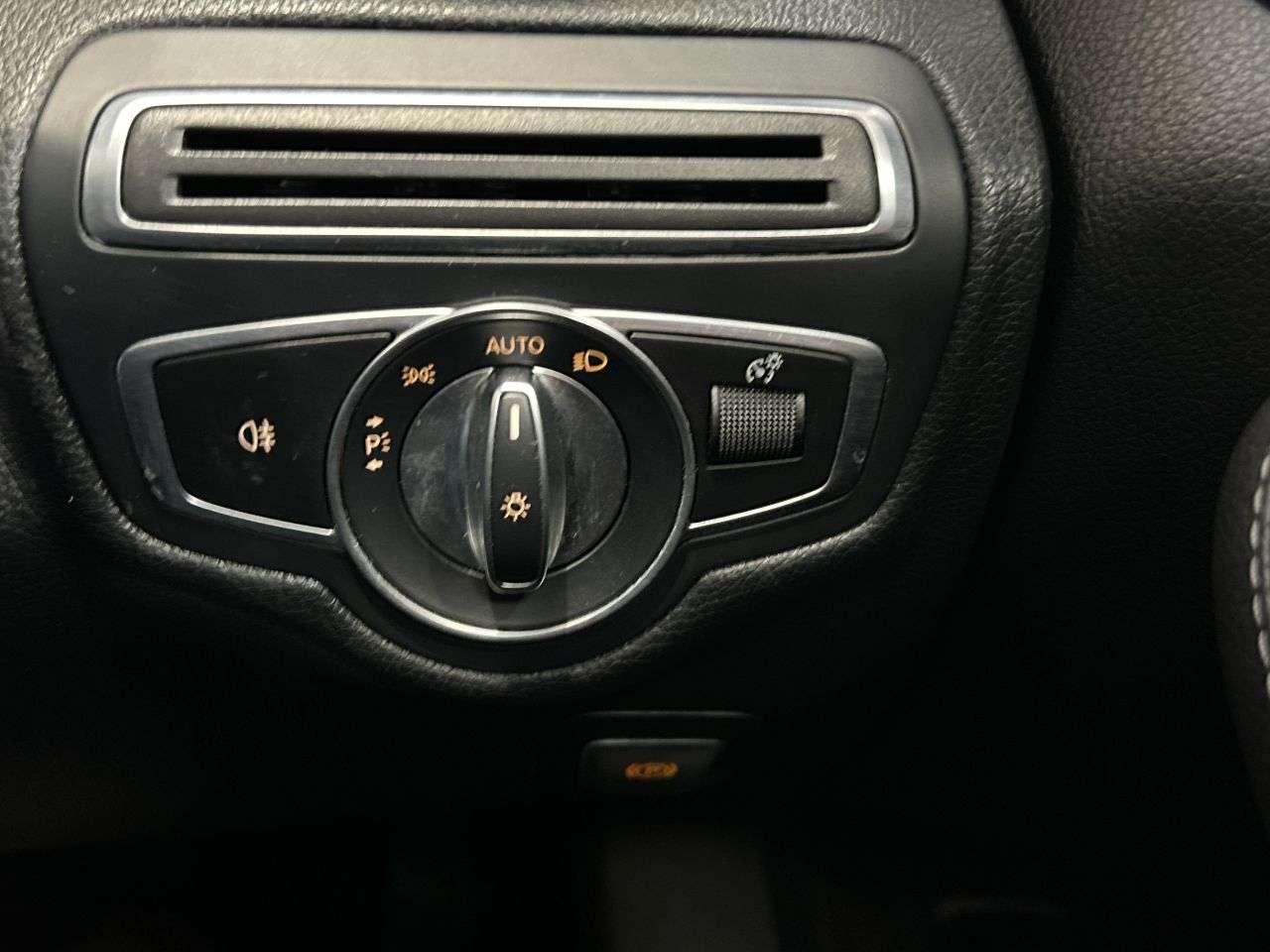 2019 MERCEDES-BENZ C-CLASS 2019 MERCEDES-BENZ C-CLASS