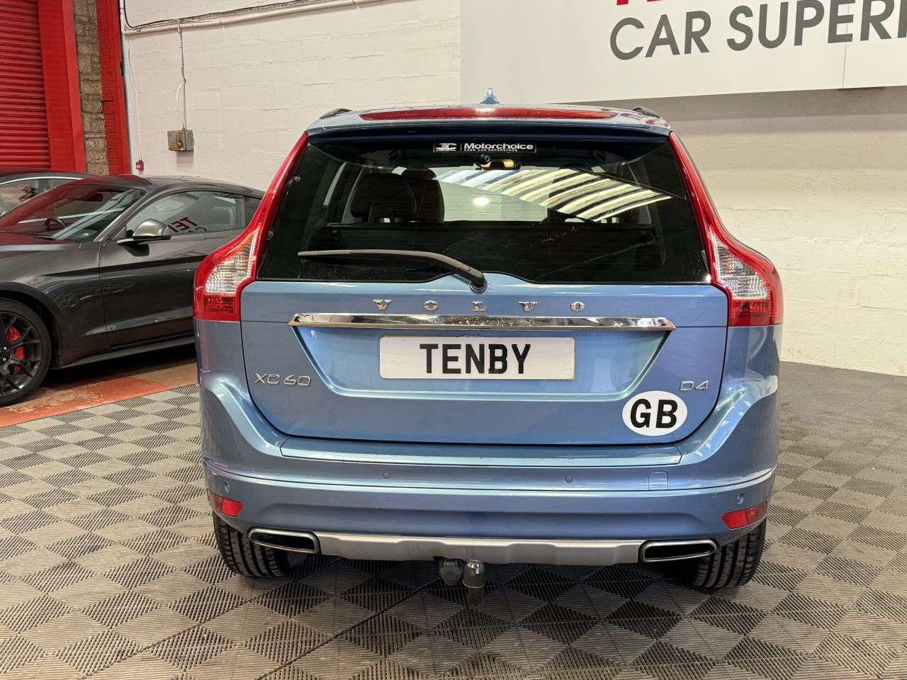 2016 VOLVO XC60 2016 VOLVO XC60