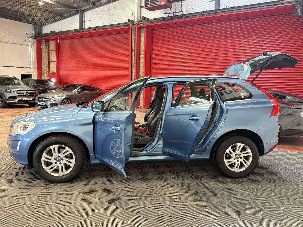 2016 VOLVO XC60 2016 VOLVO XC60