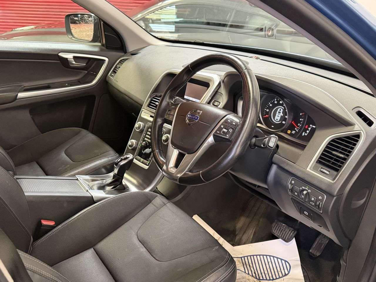 2016 VOLVO XC60 2016 VOLVO XC60