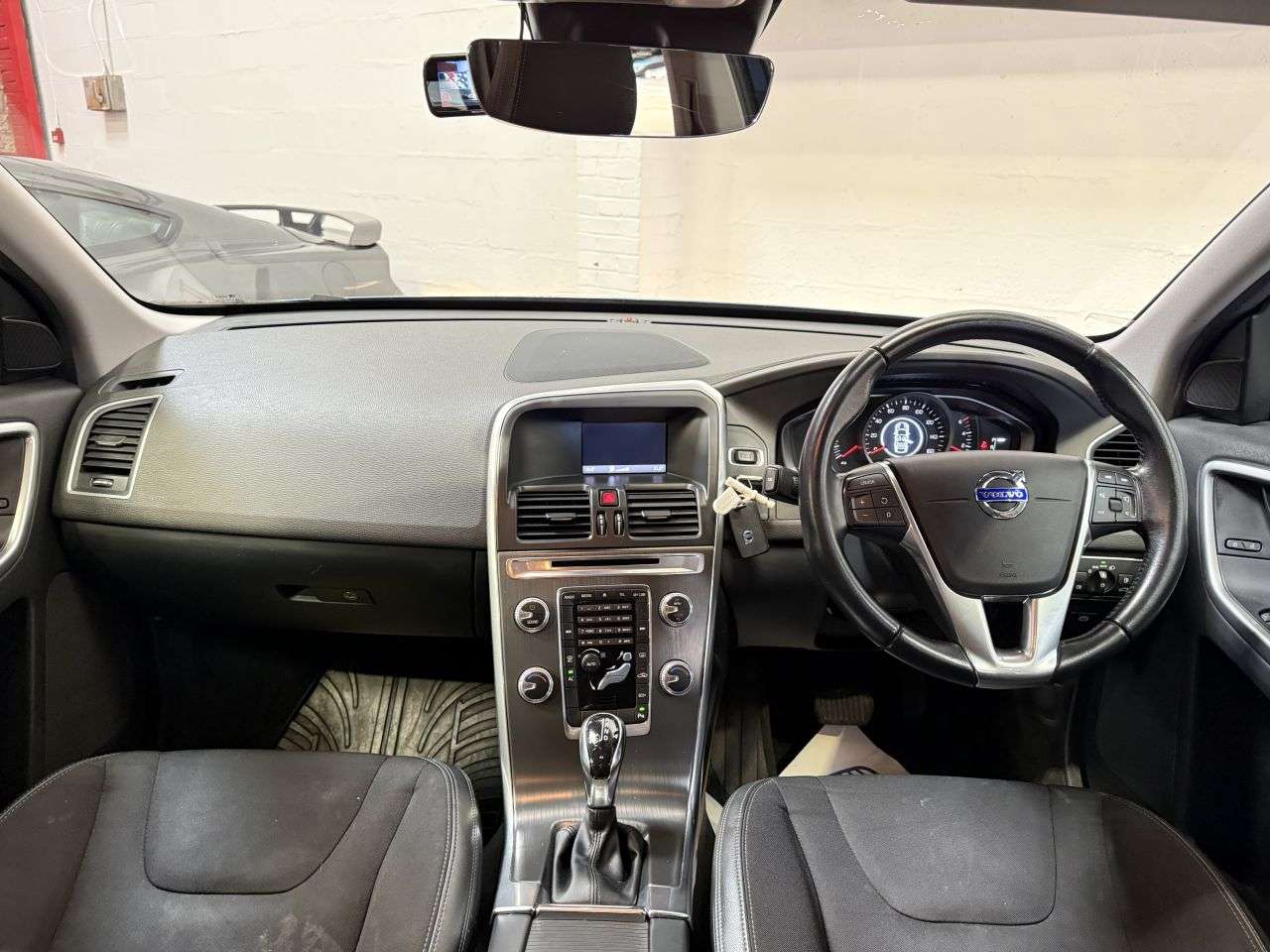 2016 VOLVO XC60 2016 VOLVO XC60