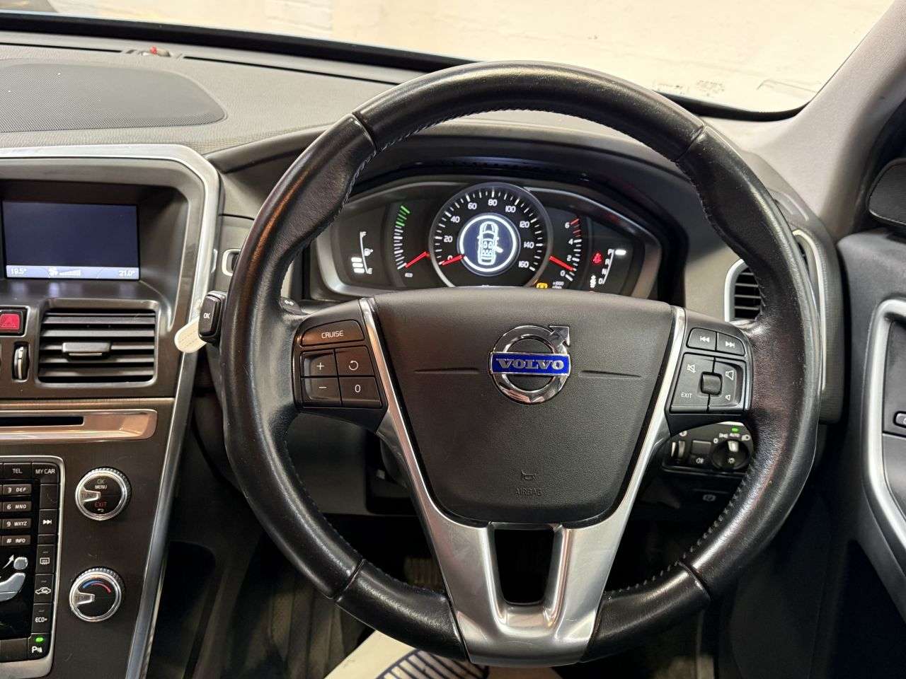 2016 VOLVO XC60 2016 VOLVO XC60