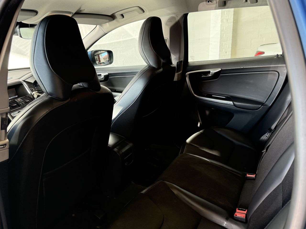 2016 VOLVO XC60 2016 VOLVO XC60