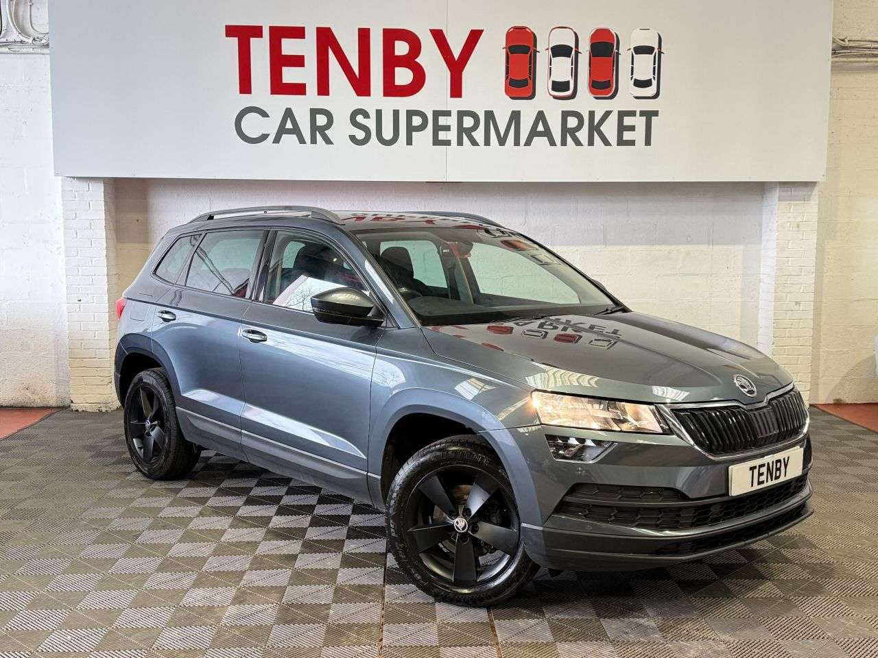 A 2020 SKODA KAROQ 1.5 TSI ACT SE SUV 5dr Petrol DSG Euro 6 (s/s) (150 ps) PARKING SENSORS+ BL A 2020 SKODA KAROQ 1.5 TSI ACT SE SUV 5dr Petrol DSG Euro 6 (s/s) (150 ps) PARKING SENSORS+ BL