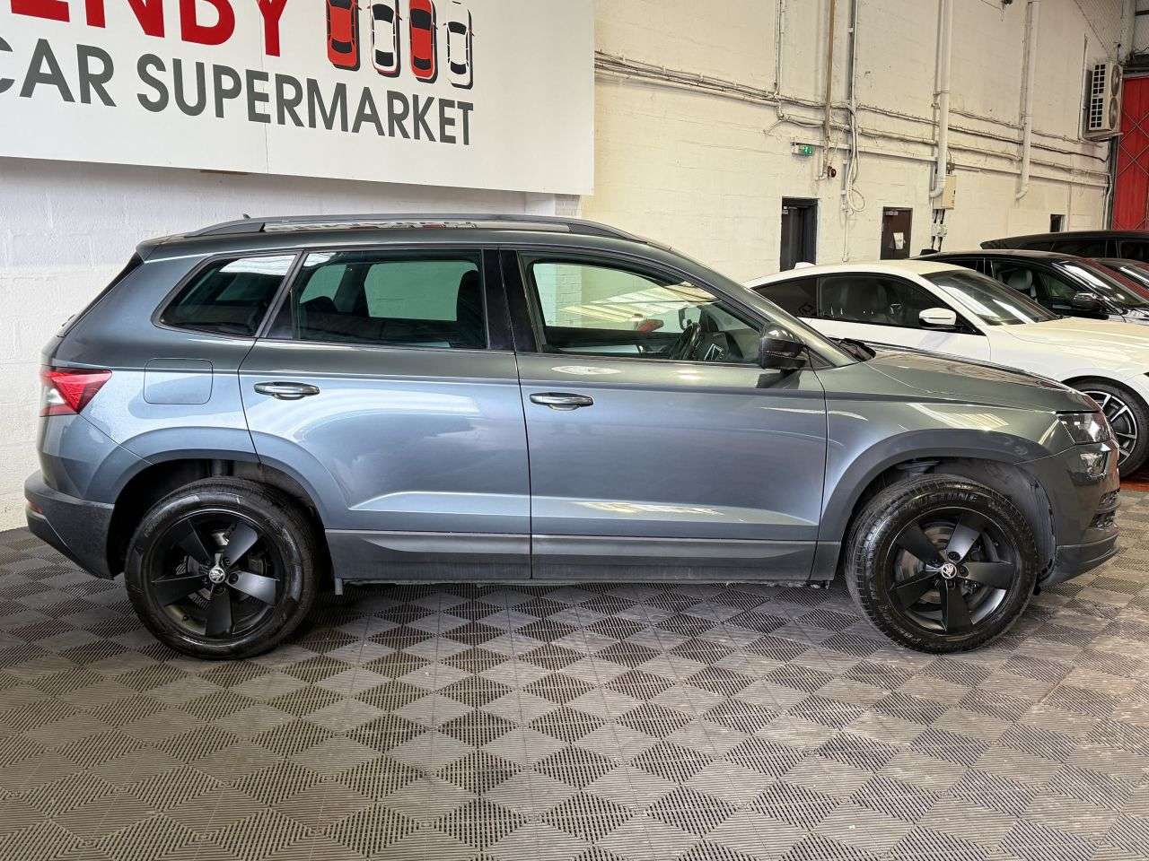 2020 SKODA KAROQ 2020 SKODA KAROQ