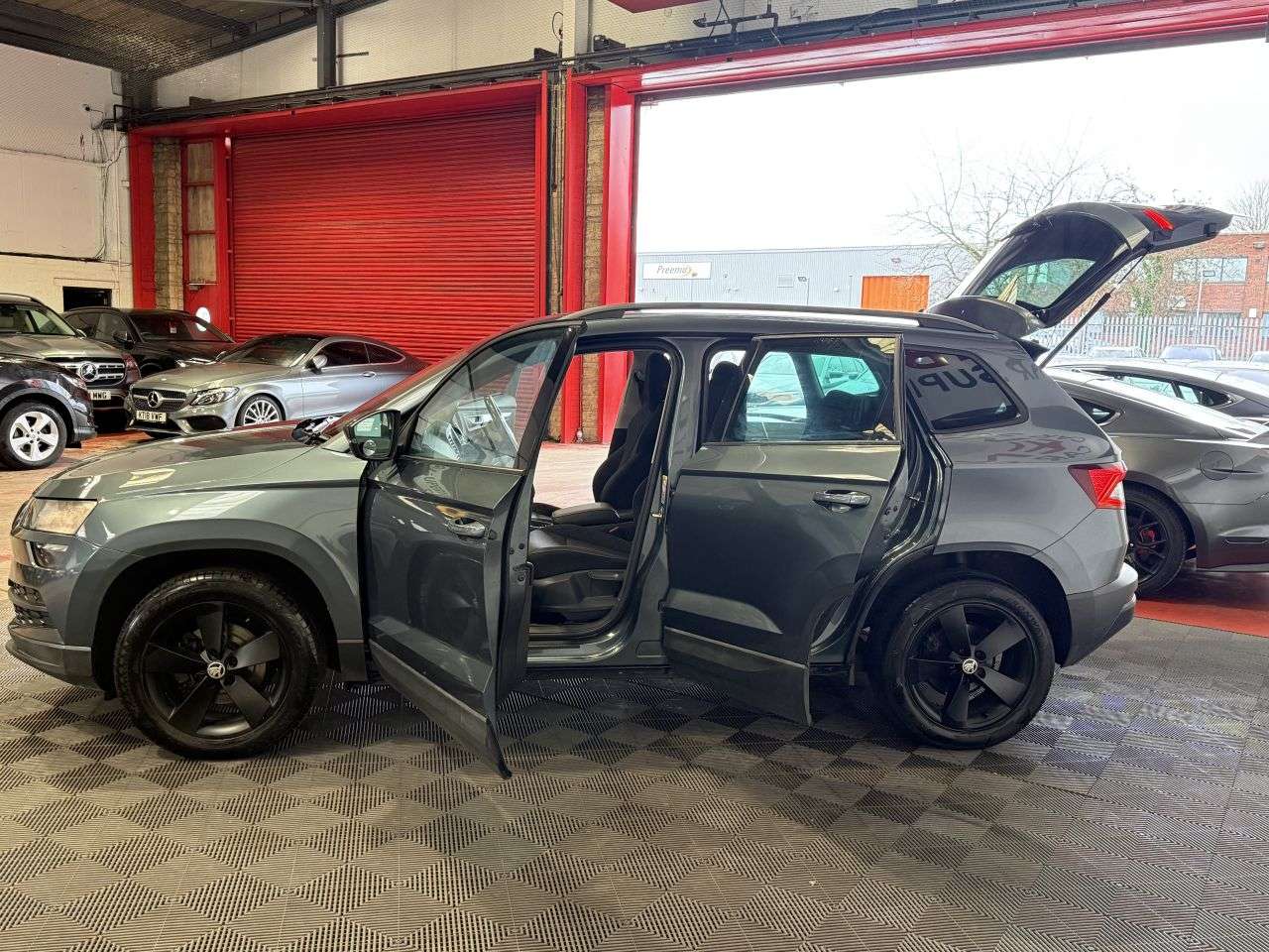 2020 SKODA KAROQ 2020 SKODA KAROQ