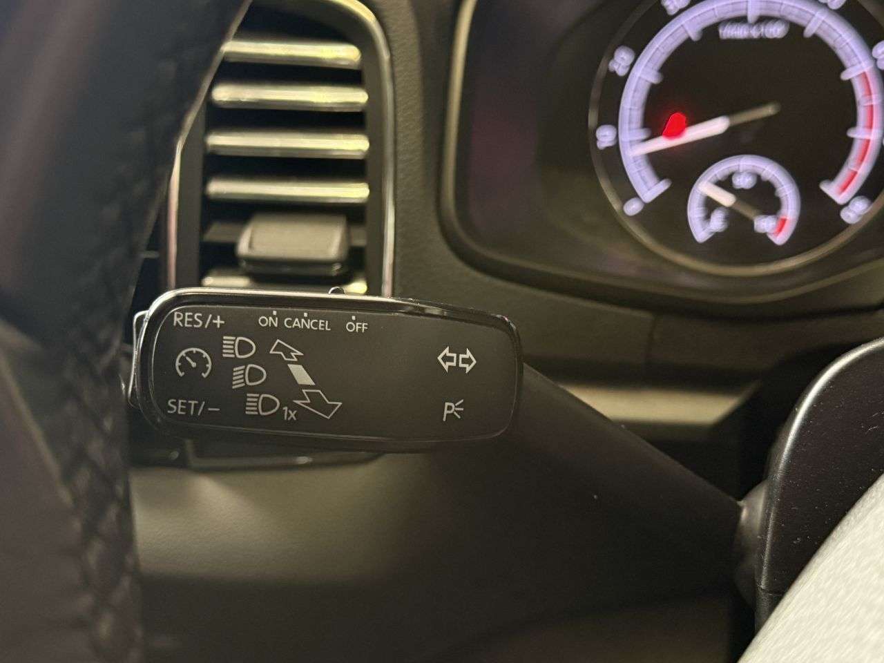 2020 SKODA KAROQ 2020 SKODA KAROQ