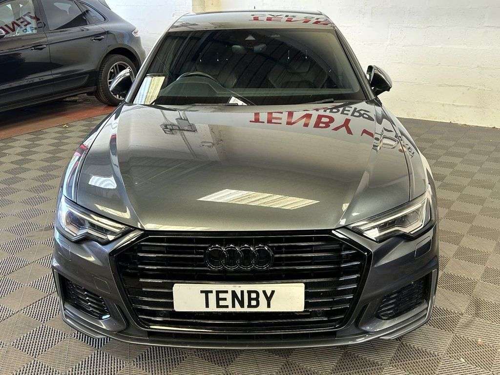 A 2019 AUDI A6 SALOON 2.0 TDI 40 S line Saloon 4dr Diesel S Tronic Euro 6 (s/s) (204 ps) REV CAM+ A 2019 AUDI A6 SALOON 2.0 TDI 40 S line Saloon 4dr Diesel S Tronic Euro 6 (s/s) (204 ps) REV CAM+