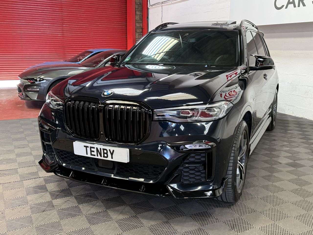 A 2021 BMW X7 XDRIVE40D M SPORT A 2021 BMW X7 XDRIVE40D M SPORT