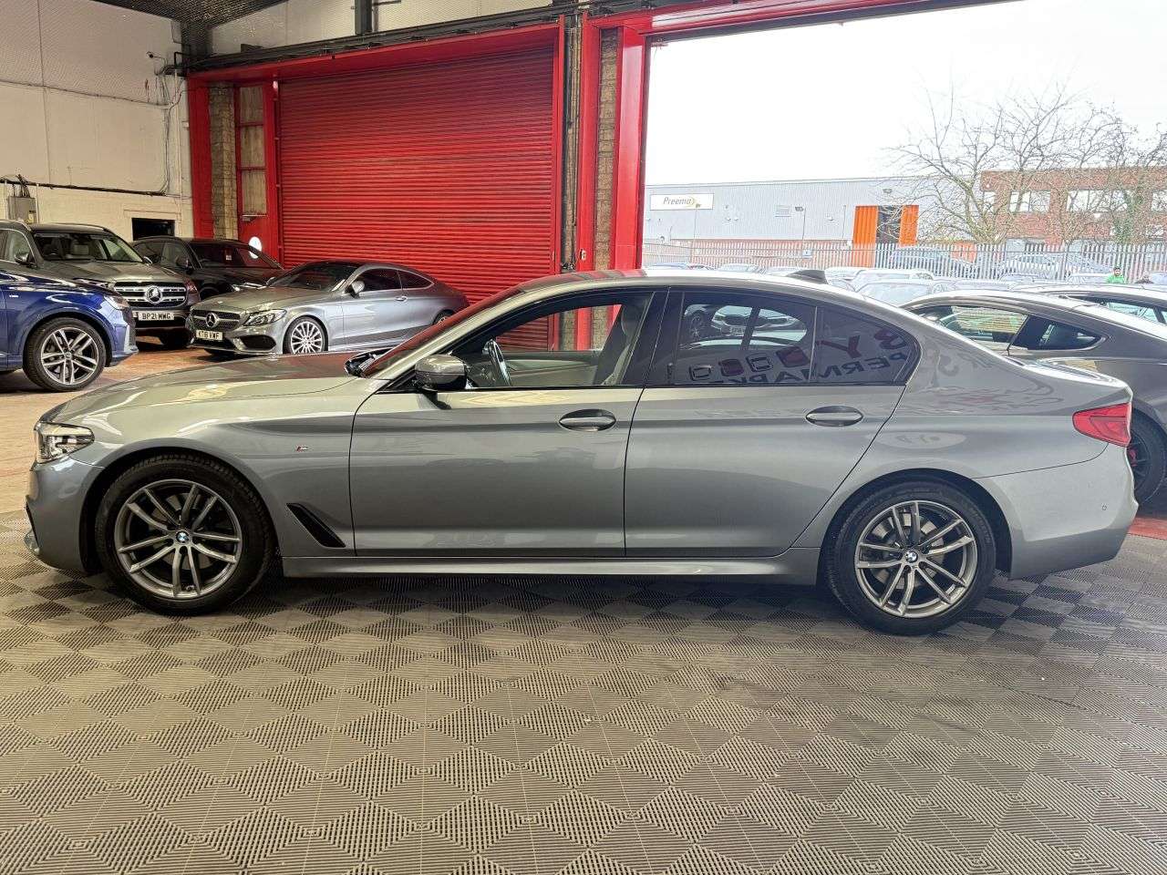 2018 BMW 5 SERIES 2018 BMW 5 SERIES