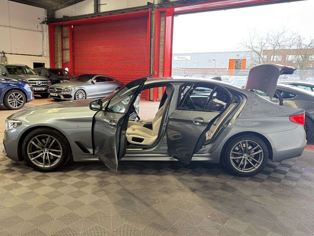 2018 BMW 5 SERIES 2018 BMW 5 SERIES