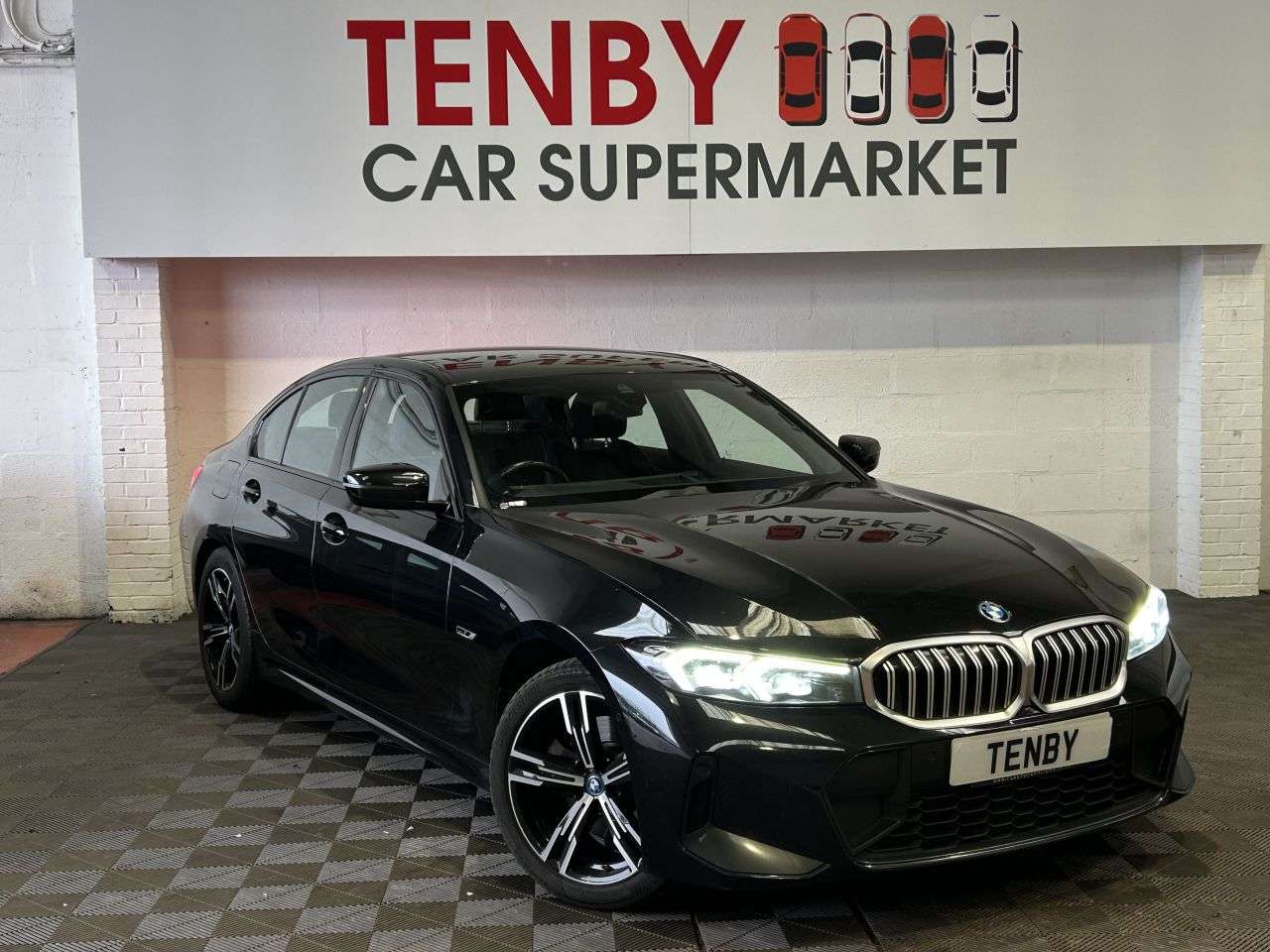 A 2022 BMW 3 SERIES 2.0 330e 12kWh M Sport Saloon 4dr Petrol Plug-in Hybrid Auto Euro 6 (s/s) ( A 2022 BMW 3 SERIES 2.0 330e 12kWh M Sport Saloon 4dr Petrol Plug-in Hybrid Auto Euro 6 (s/s) (