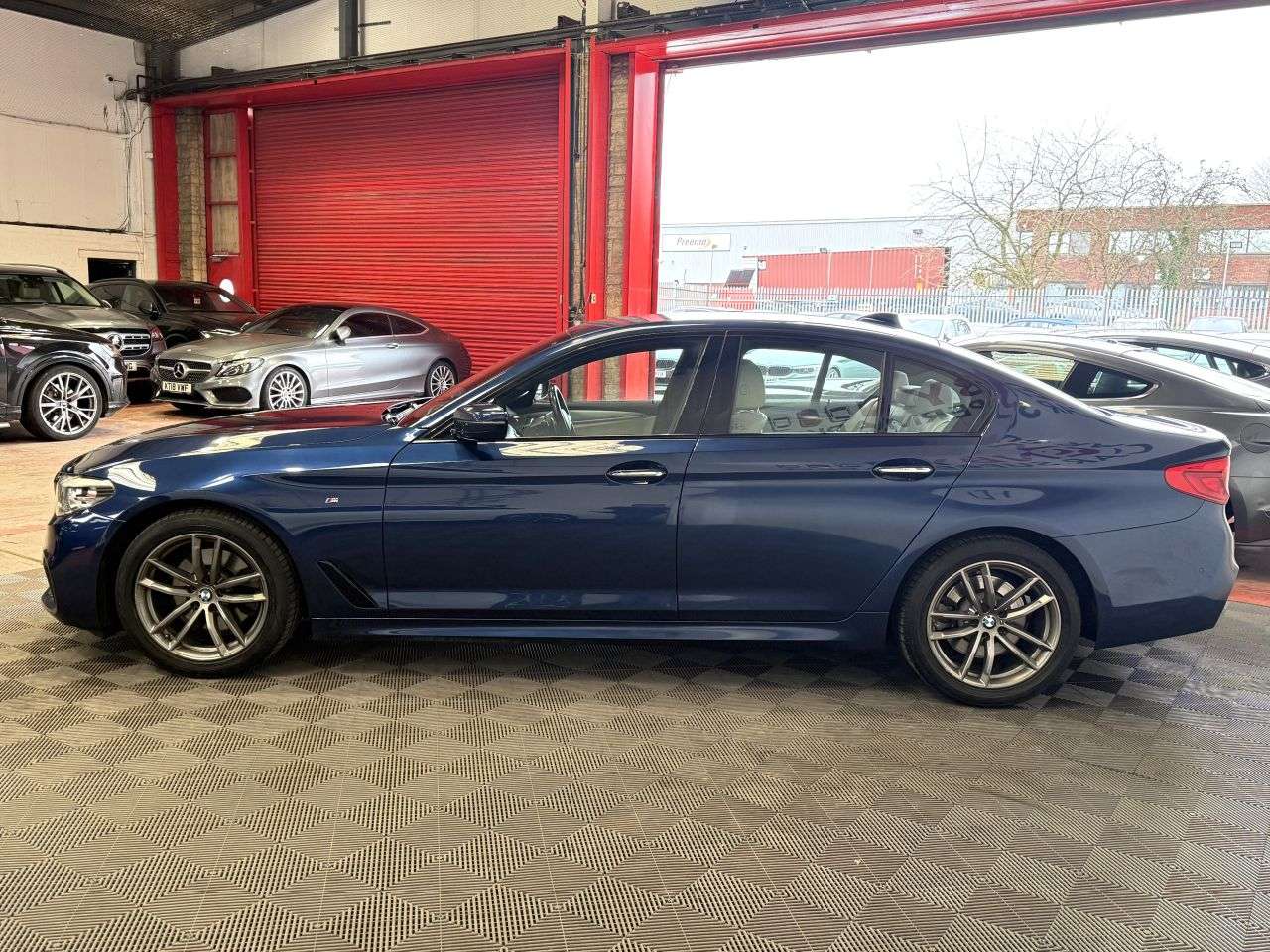 2017 BMW 5 SERIES 2017 BMW 5 SERIES