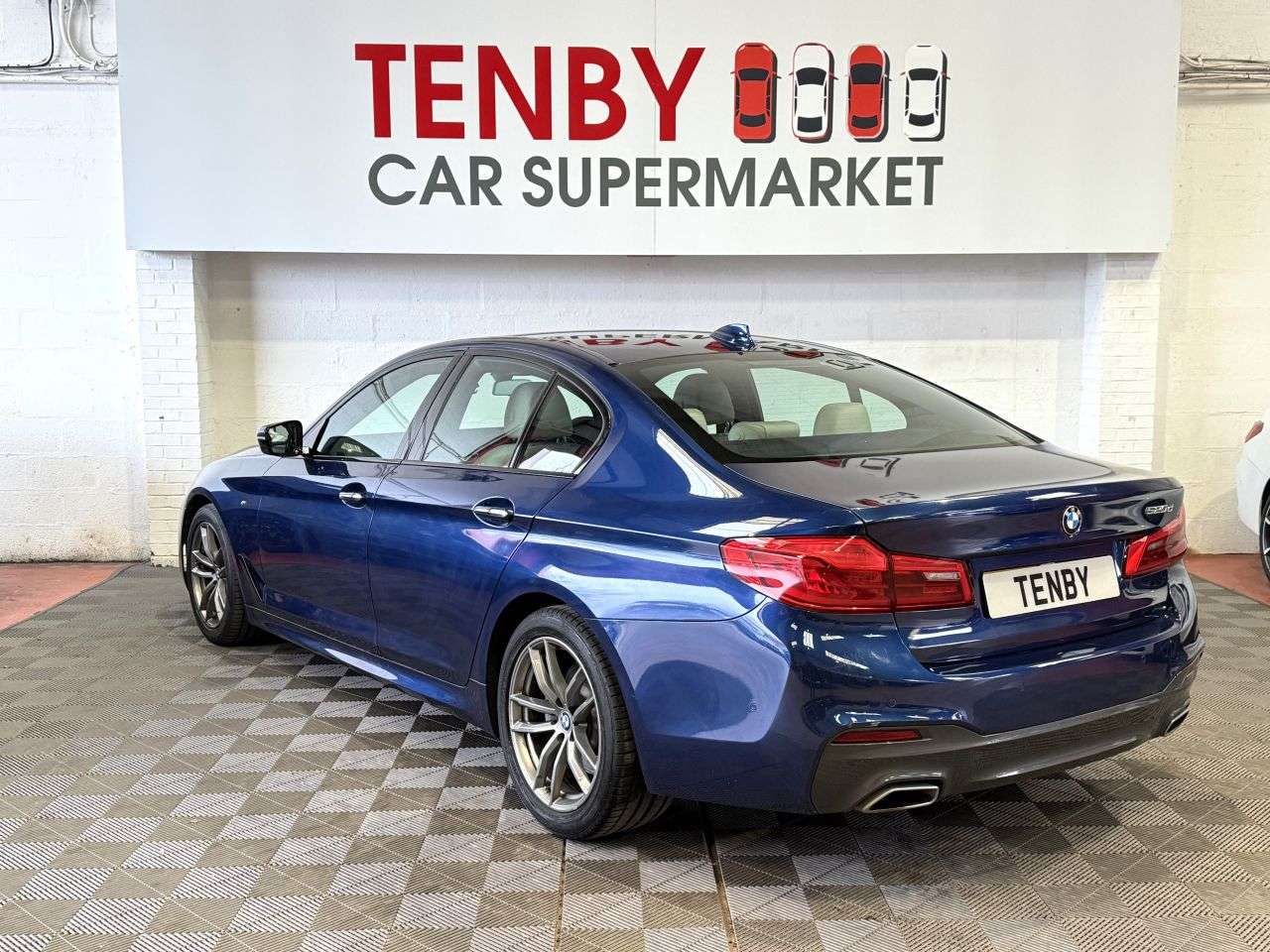 2017 BMW 5 SERIES 2017 BMW 5 SERIES