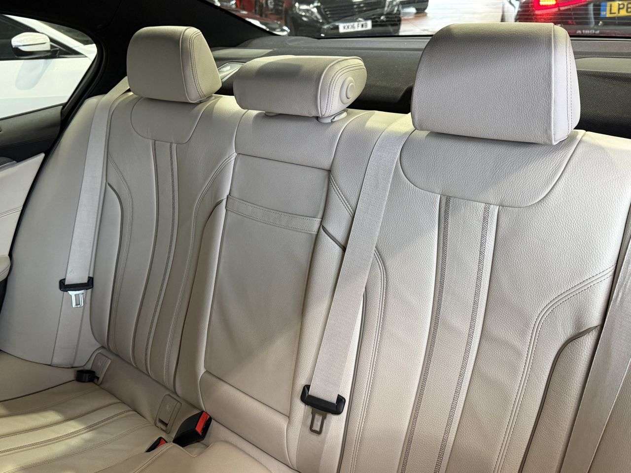 2017 BMW 5 SERIES 2017 BMW 5 SERIES