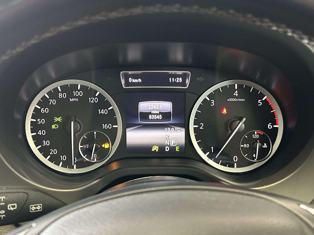 2016 INFINITI Q30 2016 INFINITI Q30