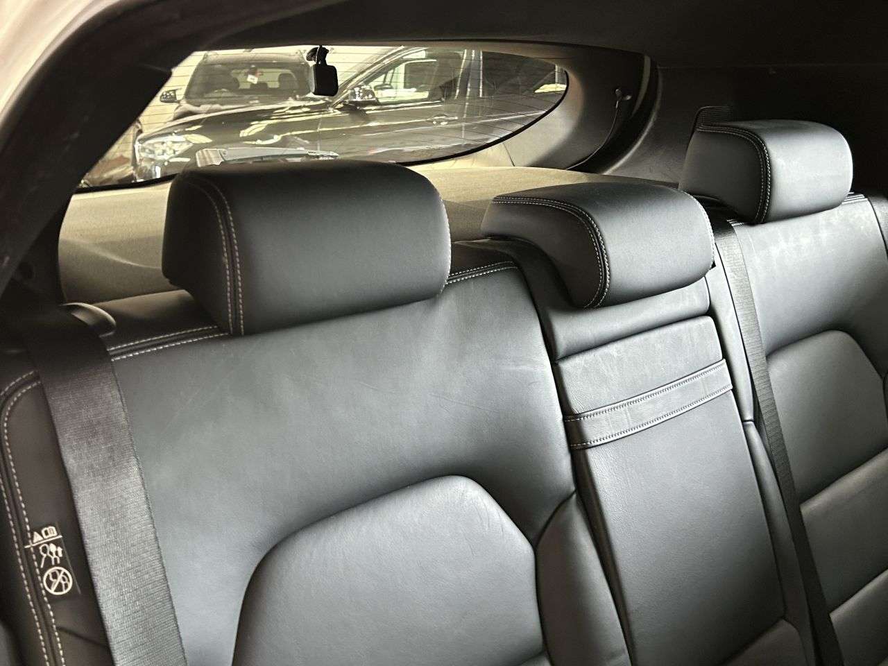 2016 INFINITI Q30 2016 INFINITI Q30