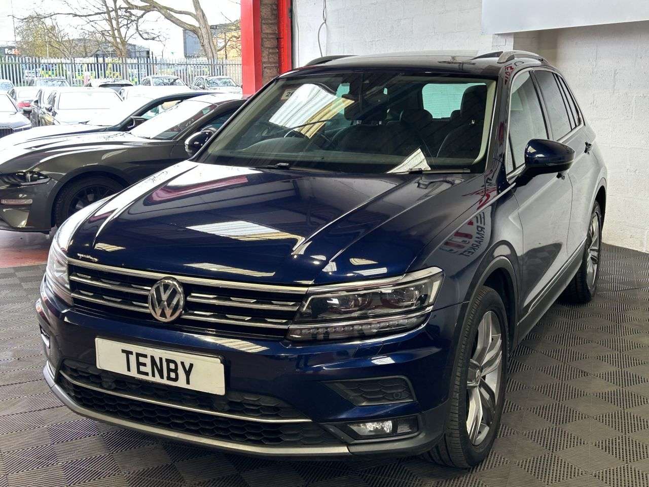 2017 VOLKSWAGEN TIGUAN 2017 VOLKSWAGEN TIGUAN