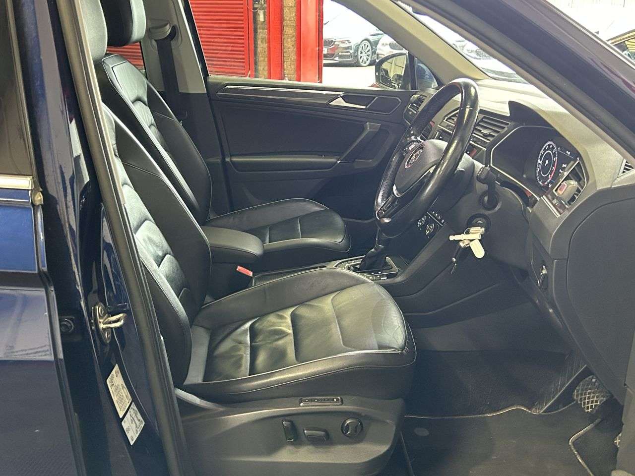 2017 VOLKSWAGEN TIGUAN 2017 VOLKSWAGEN TIGUAN