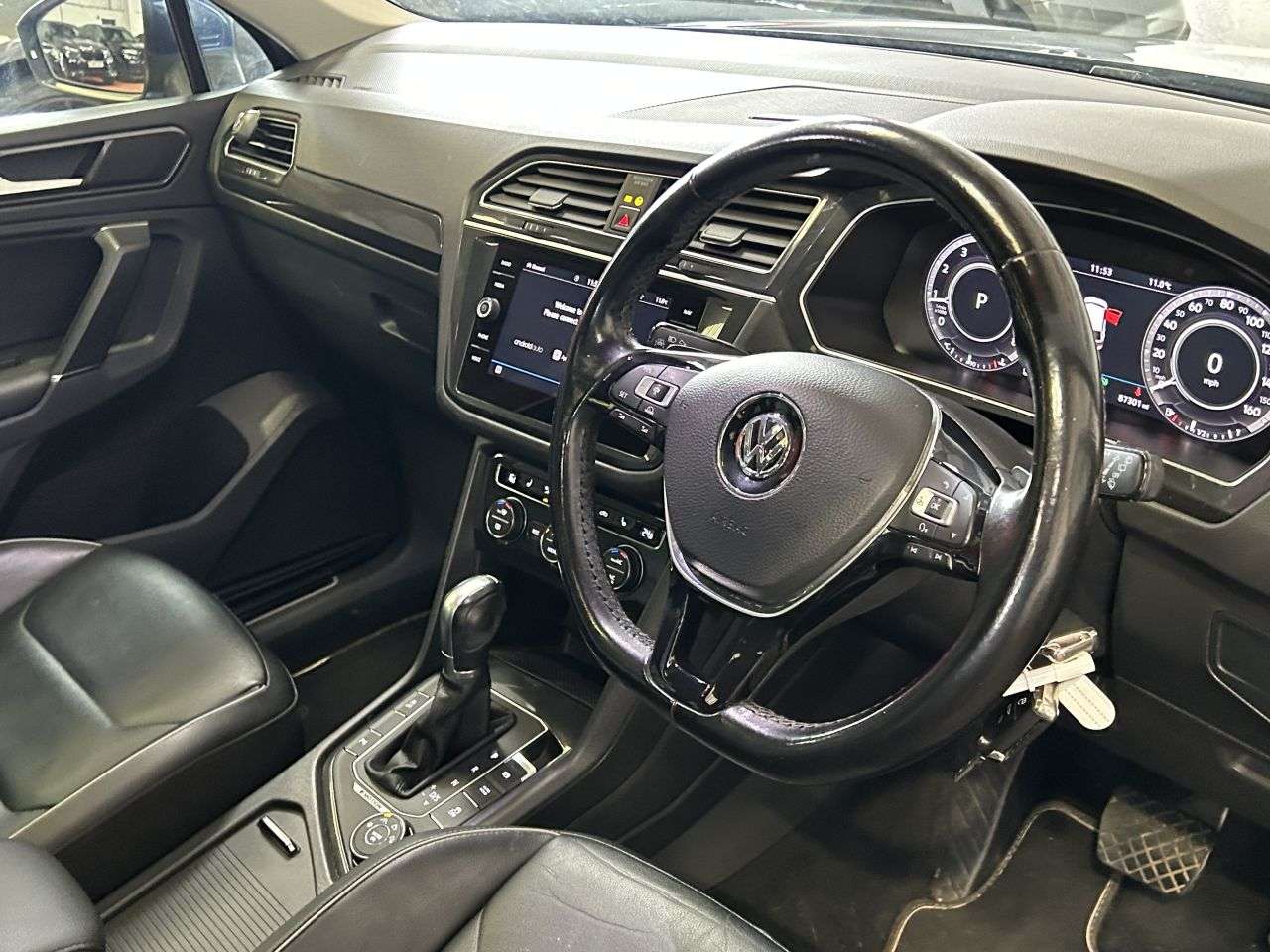 2017 VOLKSWAGEN TIGUAN 2017 VOLKSWAGEN TIGUAN