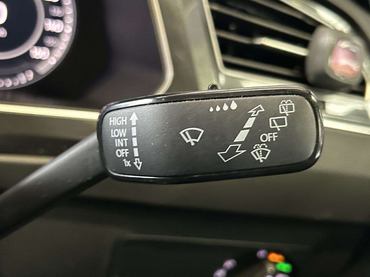 2017 VOLKSWAGEN TIGUAN 2017 VOLKSWAGEN TIGUAN