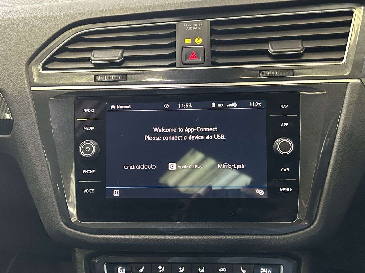 2017 VOLKSWAGEN TIGUAN 2017 VOLKSWAGEN TIGUAN