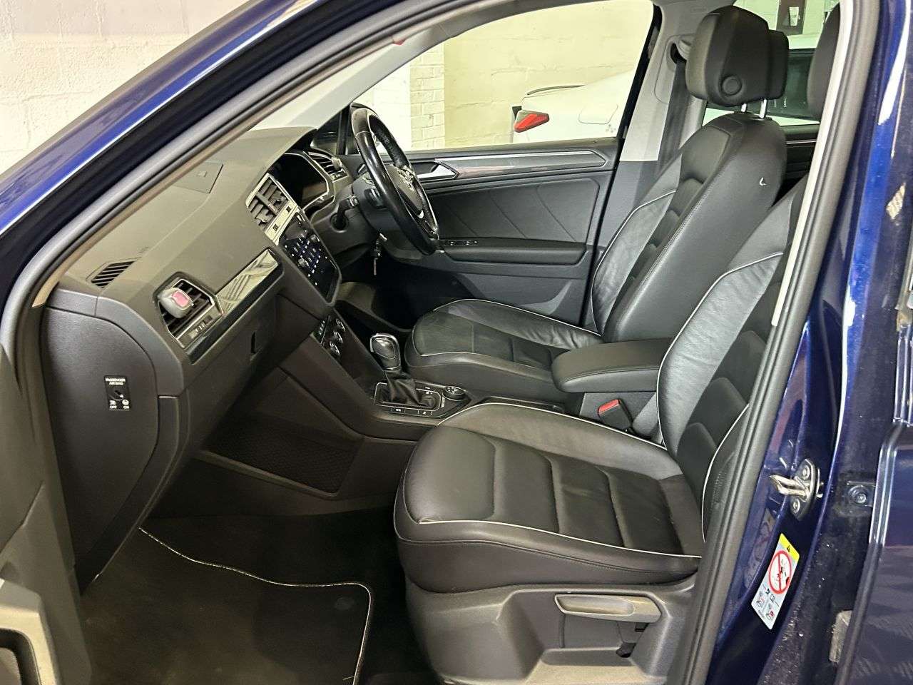 2017 VOLKSWAGEN TIGUAN 2017 VOLKSWAGEN TIGUAN