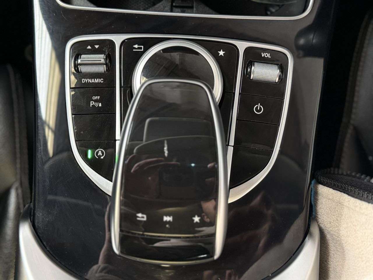 2017 MERCEDES-BENZ C-CLASS 2017 MERCEDES-BENZ C-CLASS