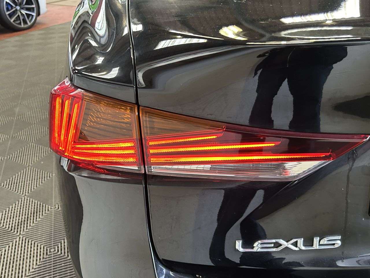 2019 LEXUS IS 2019 LEXUS IS