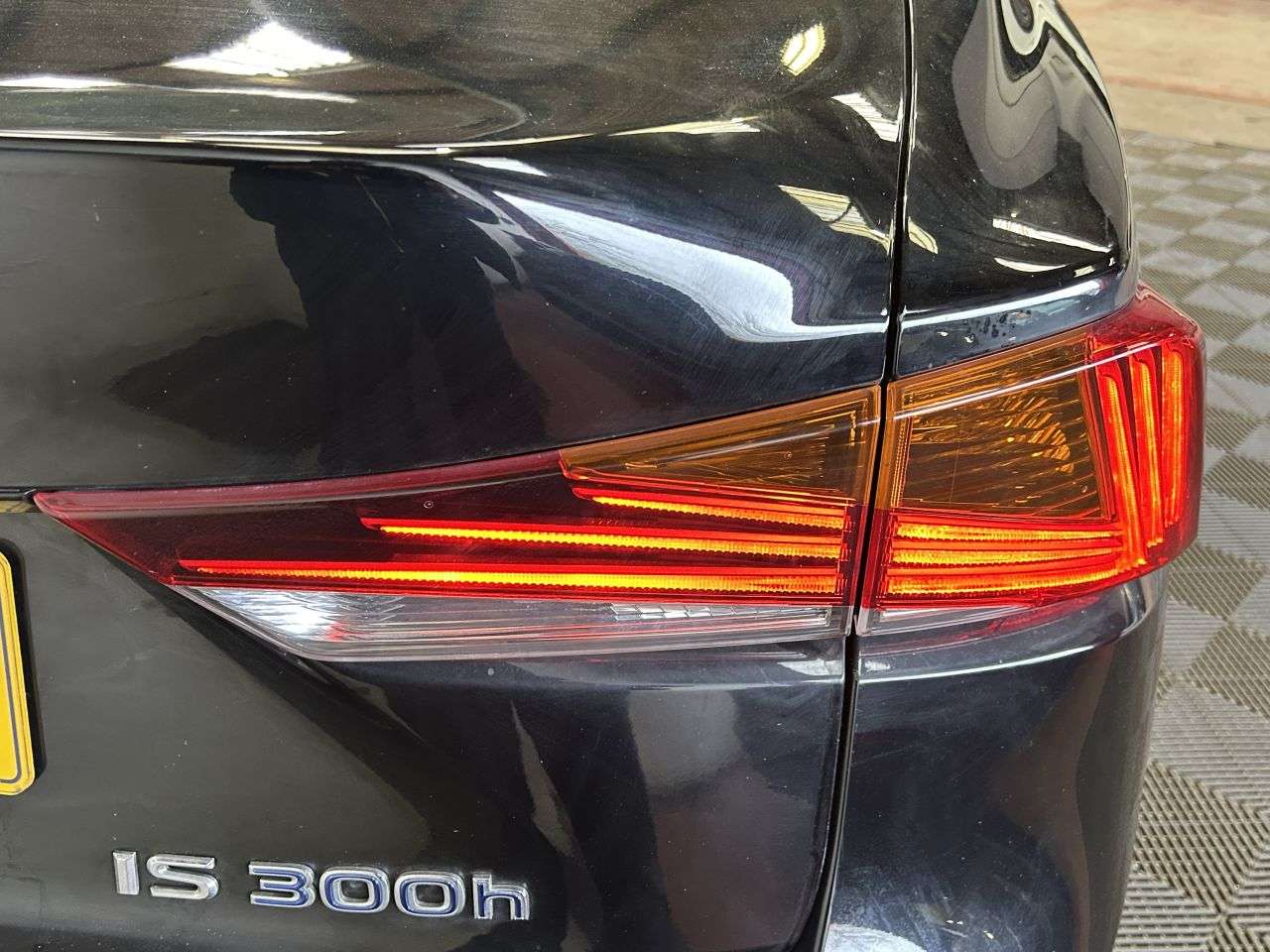 2019 LEXUS IS 2019 LEXUS IS