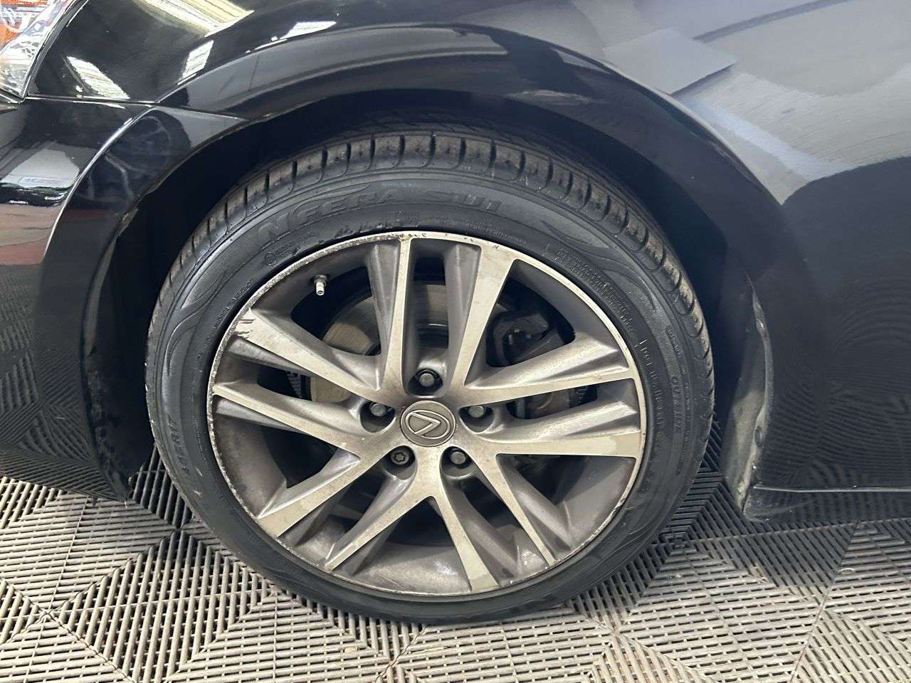 2019 LEXUS IS 2019 LEXUS IS