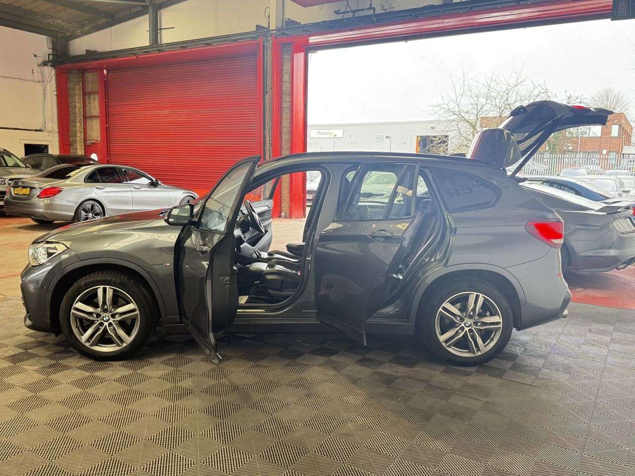 2020 BMW X1 2020 BMW X1