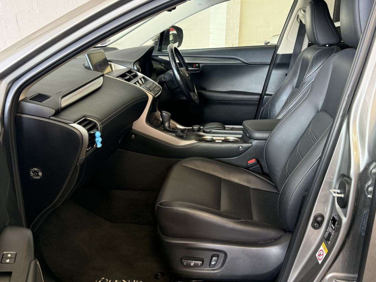 2016 LEXUS NX 2016 LEXUS NX