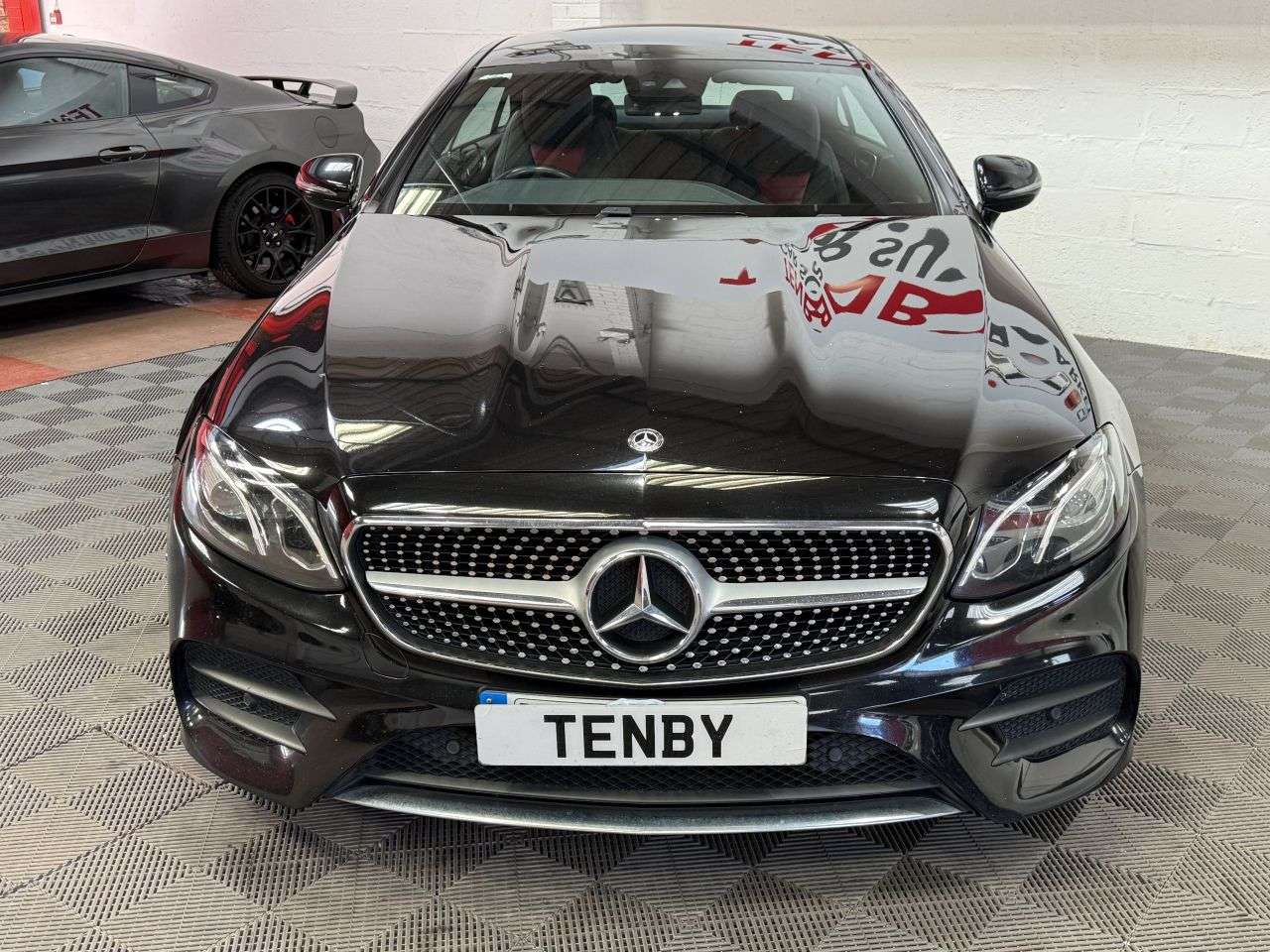 A 2017 MERCEDES-BENZ E-CLASS 2.0 E220d AMG Line Coupe 2dr Diesel G-Tronic+ Euro 6 (s/s) (194 ps) A 2017 MERCEDES-BENZ E-CLASS 2.0 E220d AMG Line Coupe 2dr Diesel G-Tronic+ Euro 6 (s/s) (194 ps)