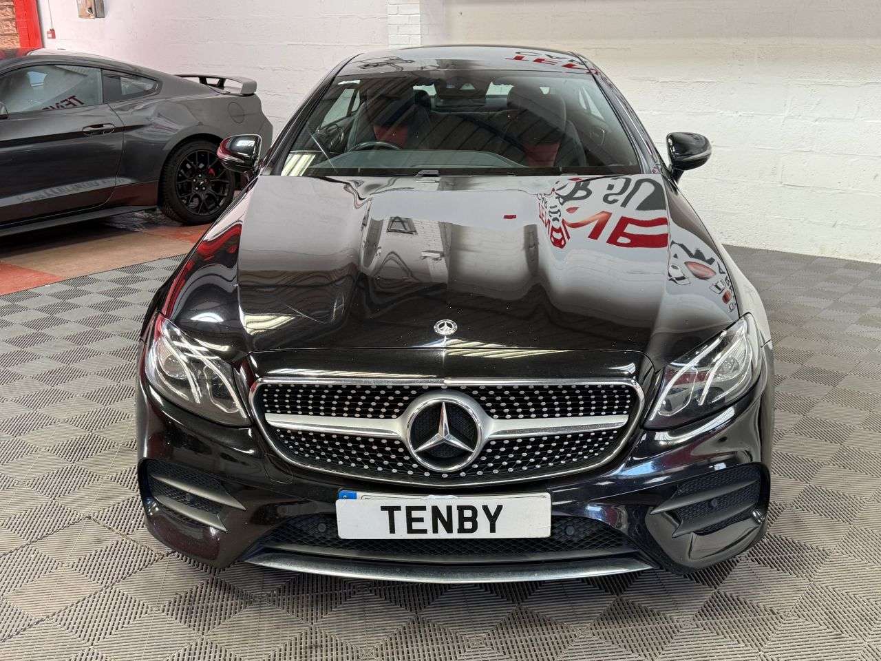 A 2017 MERCEDES-BENZ E-CLASS 2.0 E220d AMG Line Coupe 2dr Diesel G-Tronic+ Euro 6 (s/s) (194 ps) A 2017 MERCEDES-BENZ E-CLASS 2.0 E220d AMG Line Coupe 2dr Diesel G-Tronic+ Euro 6 (s/s) (194 ps)